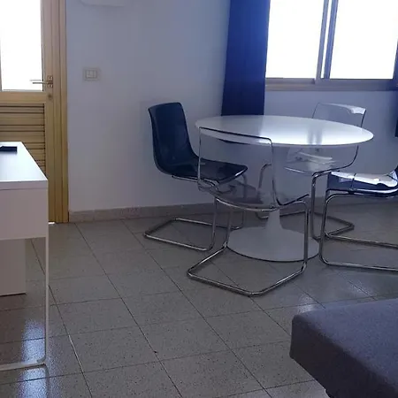 Azayara Apartment *